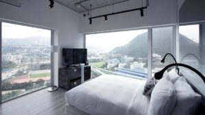 How to book a quarantine hotel in Hong Kong